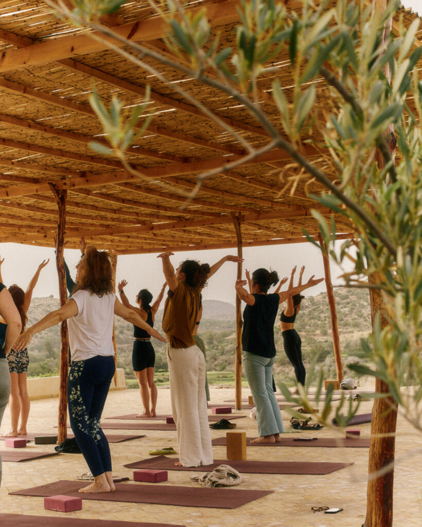 Yoga doux debutant cours margaux dupland in my temple